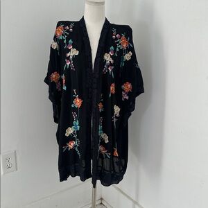 Johnny Was Black Embroidered Calla Caftan Size M